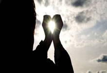 PG电子官网-维斯塔潘绝地反击点燃赛场，法拉利策略逆转红牛二队